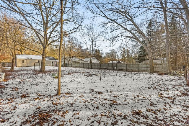 4305 Keller Street, Norton Shores, MI 49441