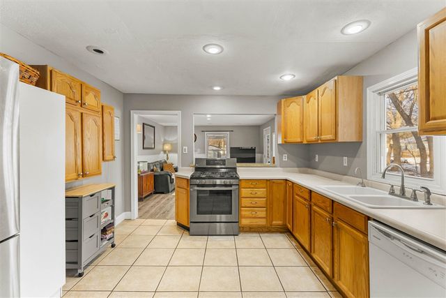 4305 Keller Street, Norton Shores, MI 49441