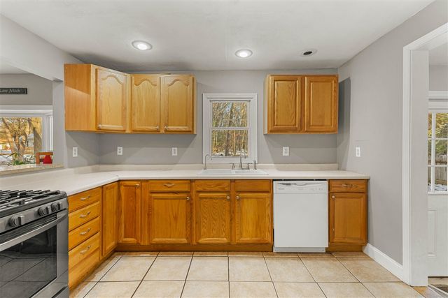 4305 Keller Street, Norton Shores, MI 49441