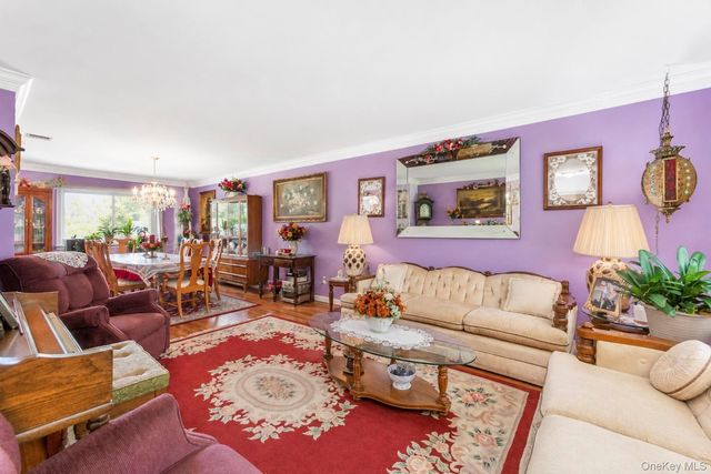172 Lawrence Road, Kings Park, NY 11754