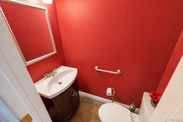 172 Lawrence Road, Kings Park, NY 11754