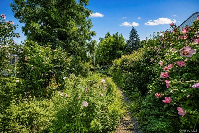 172 Lawrence Road, Kings Park, NY 11754