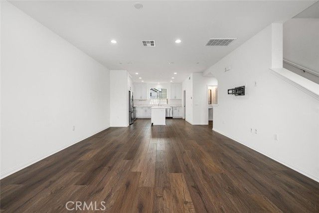 5860 LINDEN 8, Long Beach, CA 90805