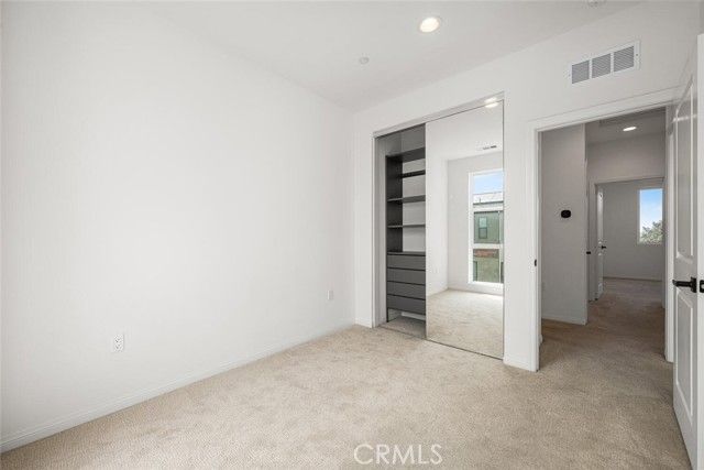 5860 LINDEN 8, Long Beach, CA 90805