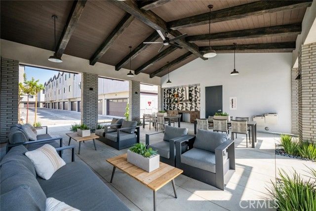 5860 LINDEN 8, Long Beach, CA 90805