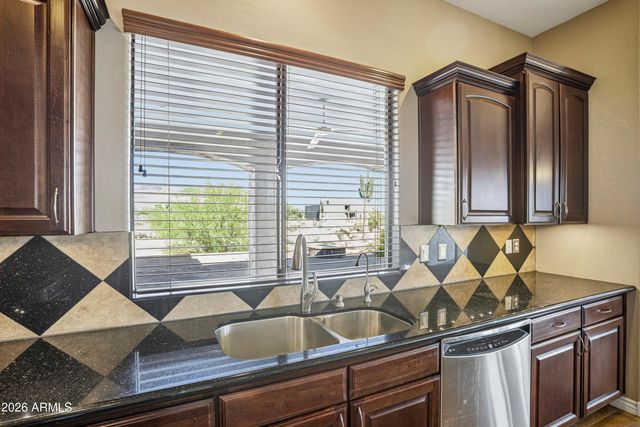 3233 N 89TH Place, Mesa, AZ 85207
