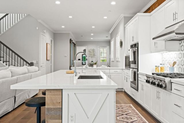 1428 Mackinnon Avenue, Cardiff By The Sea, CA 92007