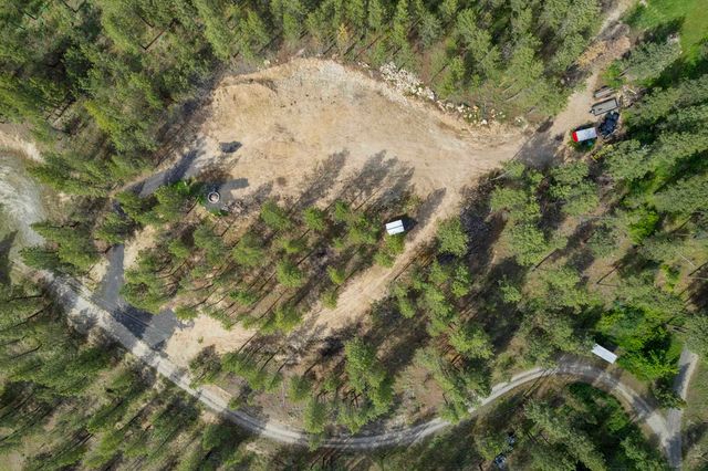 13853 S Serenity Ln, Valleyford, WA 99036