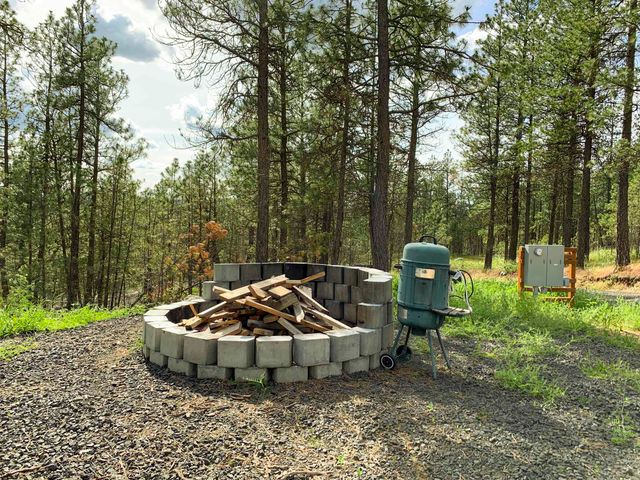 13853 S Serenity Ln, Valleyford, WA 99036