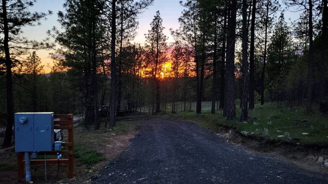 13853 S Serenity Ln, Valleyford, WA 99036