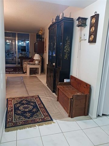 2901 NW 48th Ave 367, Lauderdale Lakes, FL 33313