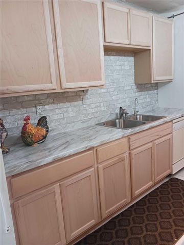 2901 NW 48th Ave 367, Lauderdale Lakes, FL 33313