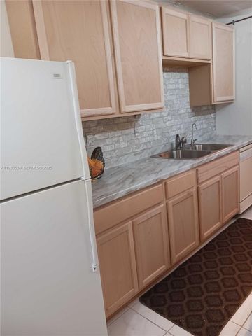 2901 NW 48th Ave 367, Lauderdale Lakes, FL 33313