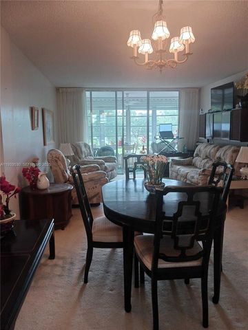 2901 NW 48th Ave 367, Lauderdale Lakes, FL 33313