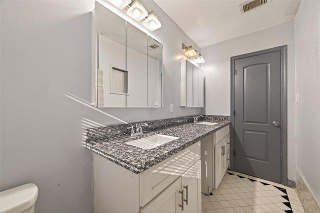 1450 Maryknoll Drive, Houston, TX 77015