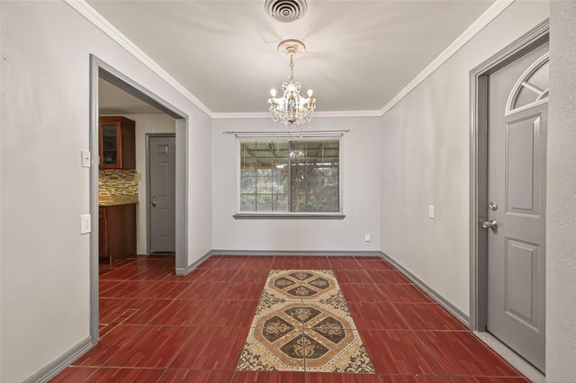 1450 Maryknoll Drive, Houston, TX 77015