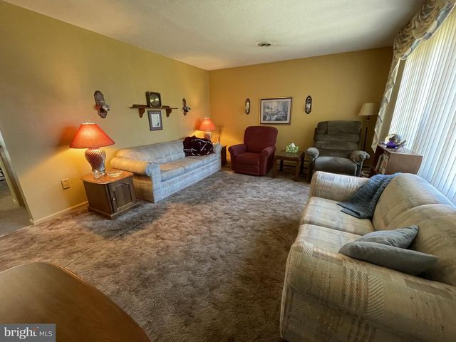 410 OAK ST, Richland, PA 17087