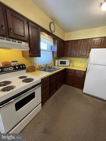 410 OAK ST, Richland, PA 17087