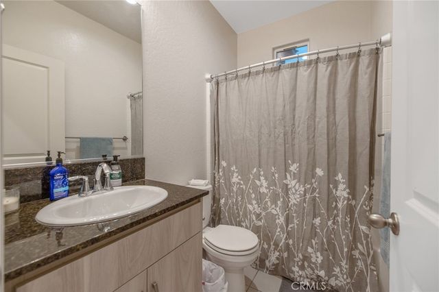 3433 W Milan, Visalia, CA 93277