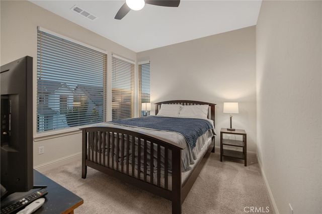 3433 W Milan, Visalia, CA 93277