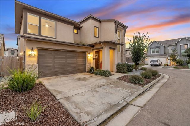 3433 W Milan, Visalia, CA 93277