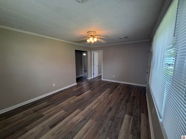 2632 Goodman, Paducah, KY 42003