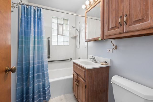 23227 Central Park Avenue, Richton Park, IL 60471
