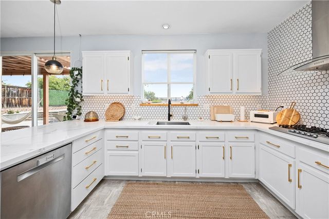 29151 Gandolf Court, Murrieta, CA 92563