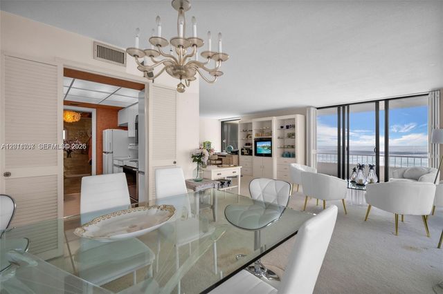 5510 N Ocean Drive 19B, Singer Island, FL 33404
