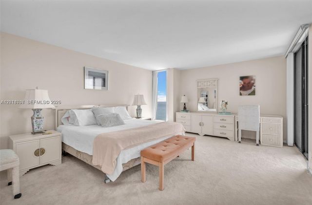 5510 N Ocean Drive 19B, Singer Island, FL 33404