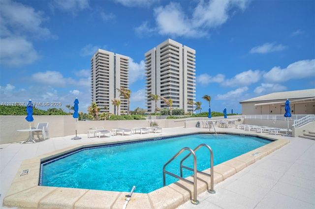 5510 N Ocean Drive 19B, Singer Island, FL 33404
