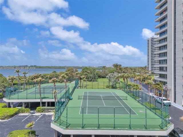 5510 N Ocean Drive 19B, Singer Island, FL 33404