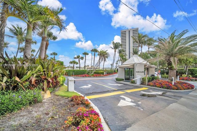 5510 N Ocean Drive 19B, Singer Island, FL 33404