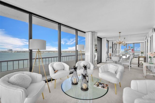 5510 N Ocean Drive 19B, Singer Island, FL 33404