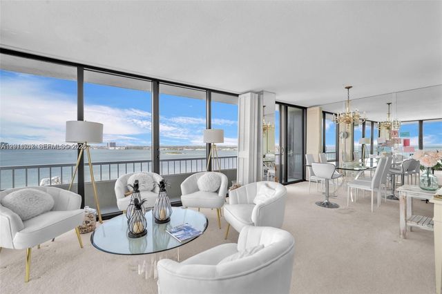 5510 N Ocean Drive 19B, Singer Island, FL 33404