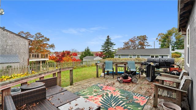 21 Darton Street, Coventry, RI 02816