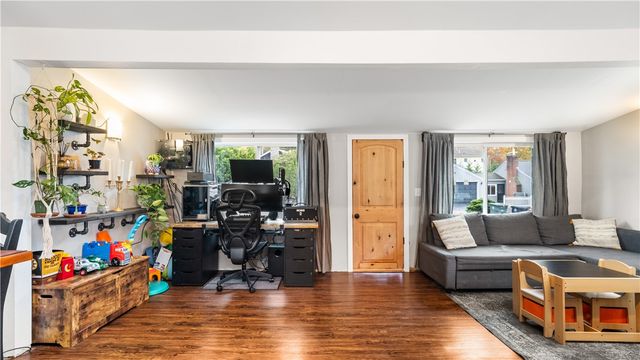 21 Darton Street, Coventry, RI 02816