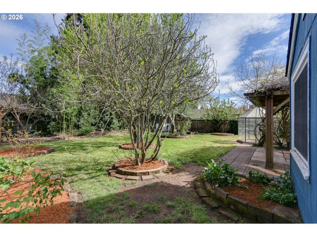 715 ELLSWORTH St, Eugene, OR 97402