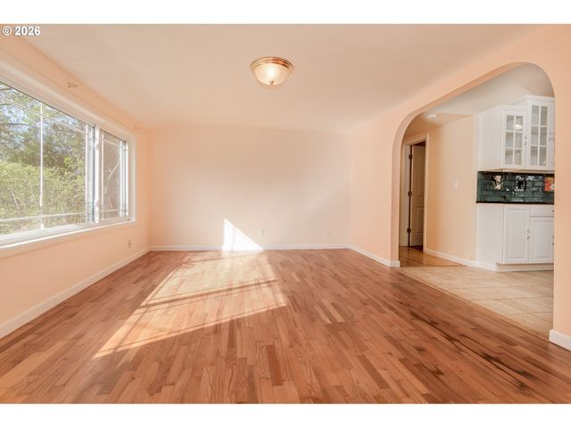 715 ELLSWORTH St, Eugene, OR 97402