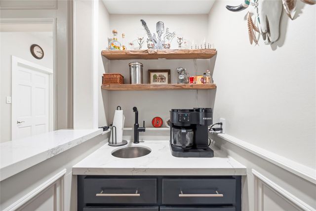7806 Spruce Cove Drive, Houston, TX 77095
