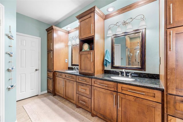 7806 Spruce Cove Drive, Houston, TX 77095