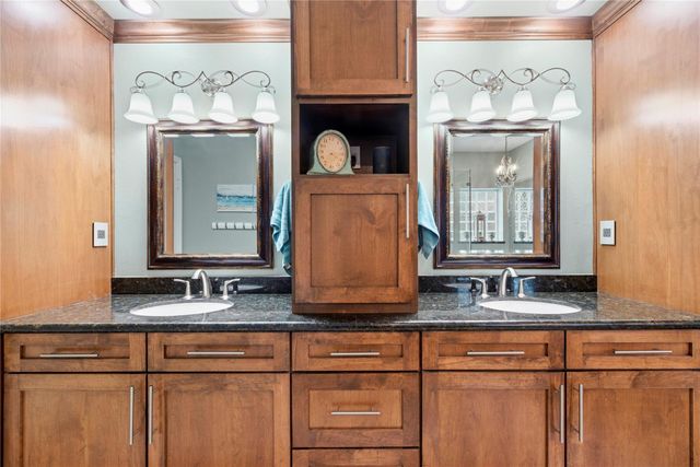 7806 Spruce Cove Drive, Houston, TX 77095