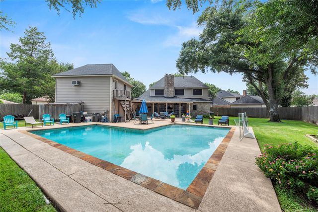7806 Spruce Cove Drive, Houston, TX 77095