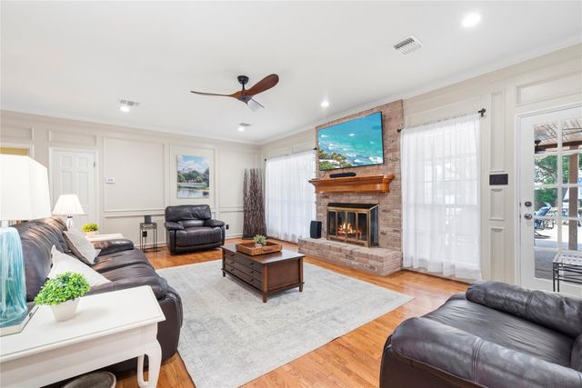 7806 Spruce Cove Drive, Houston, TX 77095