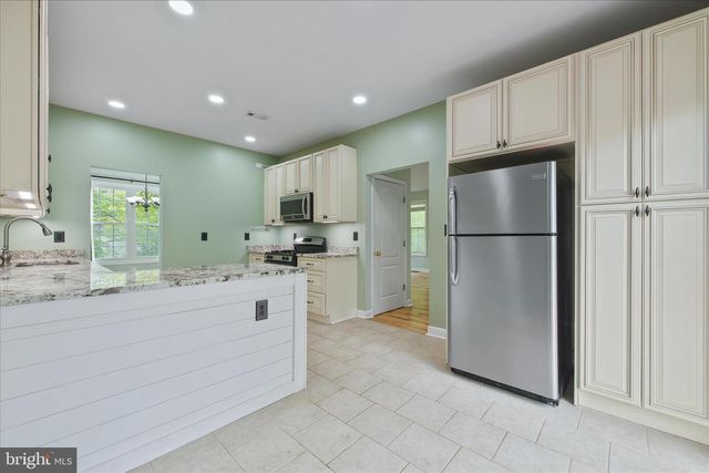 1805 DISNEY ESTATES CIR, Severn, MD 21144