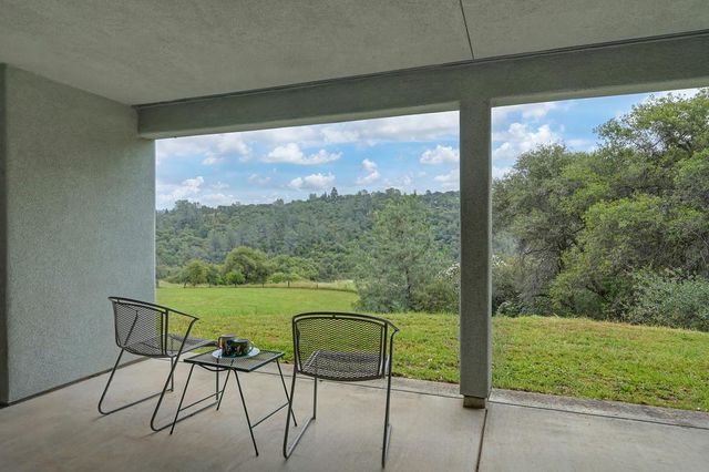 7357 Ridge Rd, Newcastle, CA 95658