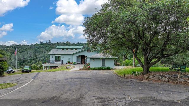 7357 Ridge Rd, Newcastle, CA 95658
