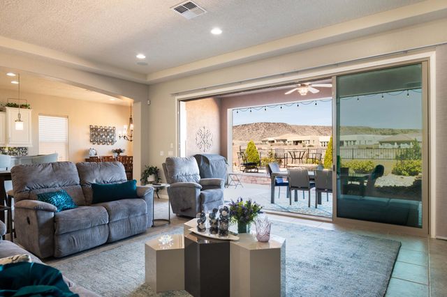 2235 Cebolla Creek Way NW, Albuquerque, NM 87120