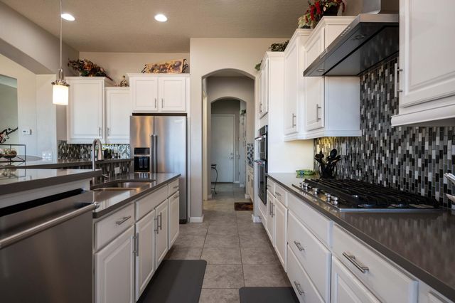 2235 Cebolla Creek Way NW, Albuquerque, NM 87120