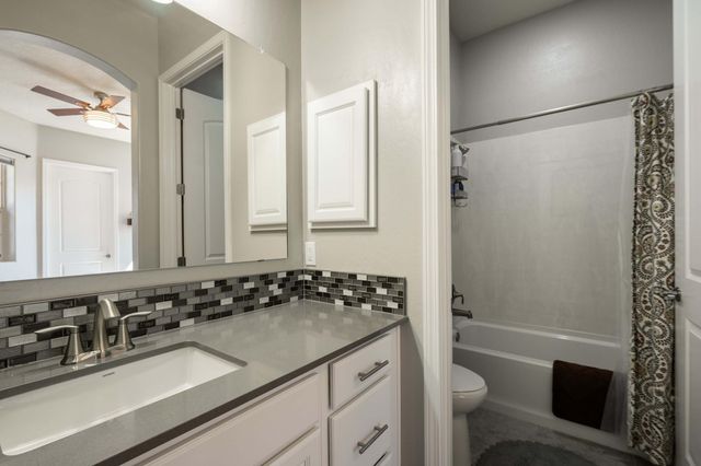 2235 Cebolla Creek Way NW, Albuquerque, NM 87120